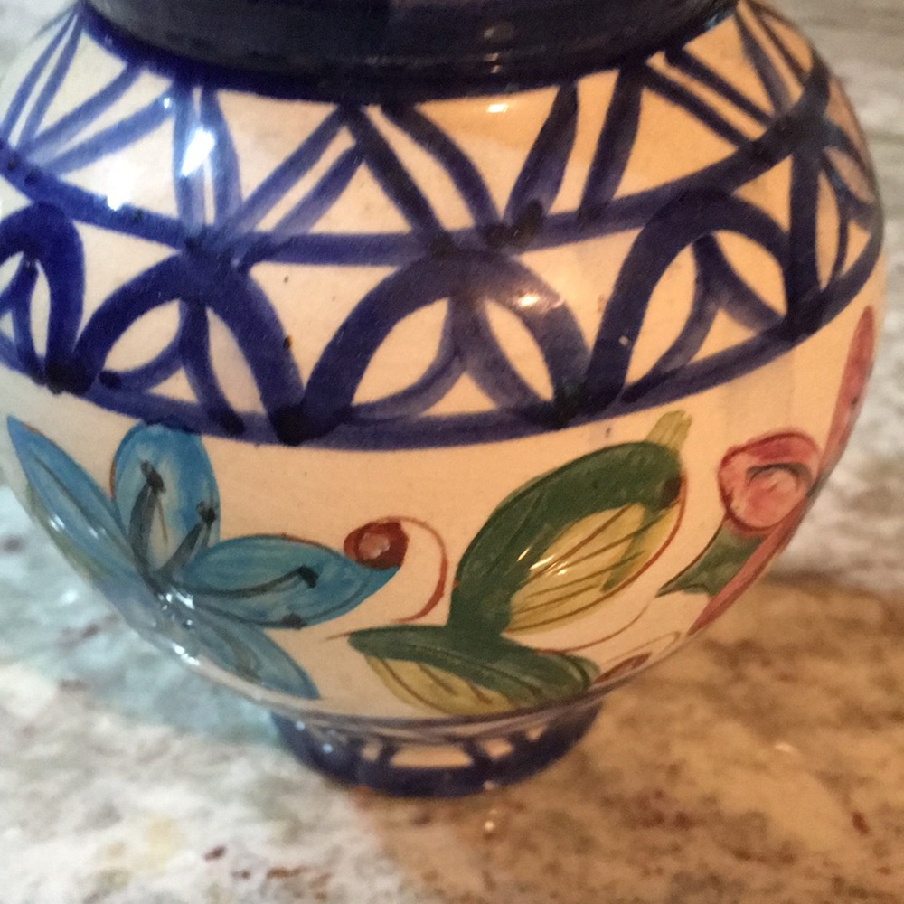 Hand painted pottery - Picture 3 of 3